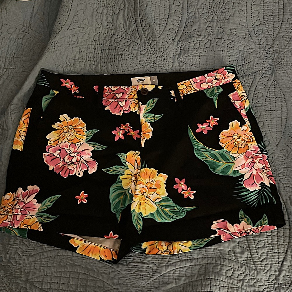 OLD NAVY SHORTS. 🩳